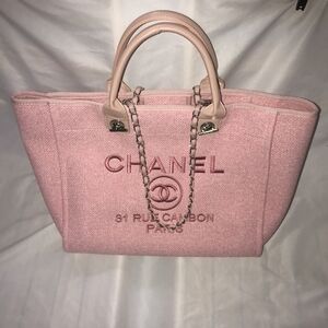 ✨👜Lucky Day🔥CHANEL Bag Woven Straw Raffia Medium Deauville Tote Pink